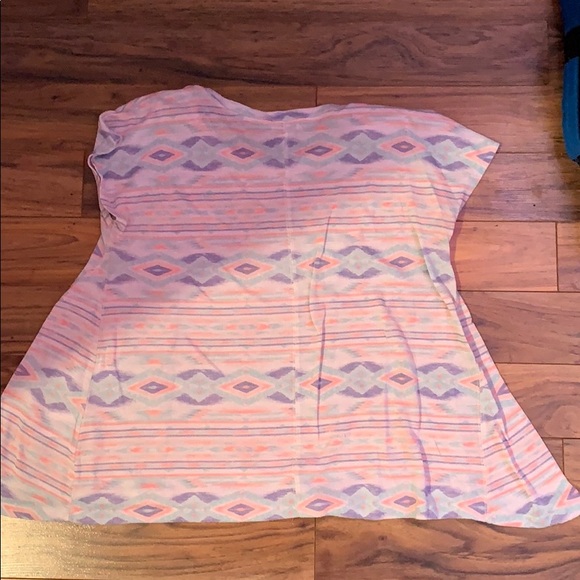 Colourful short sleeve tshirt - Picture 2 of 3